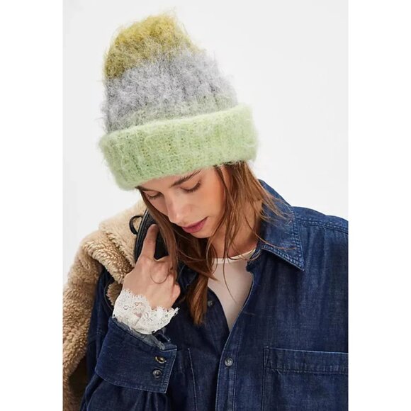 Free People Icing Beanie in Latte NEW - Picture 4 of 4